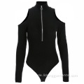 Hoher nacken kalter schulter gerippter Bodysuit